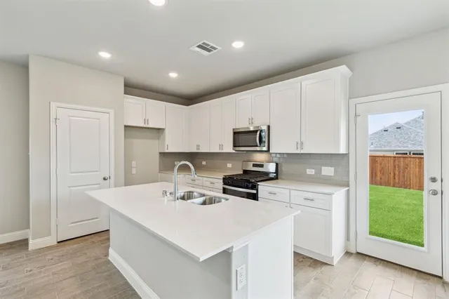 $468,500 | 624 Rusty Spurs Place, Weston, TX 75009