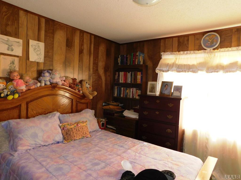 114 W Road Windsor, NC 27983 - Photo 8 of 14 BEDROOM