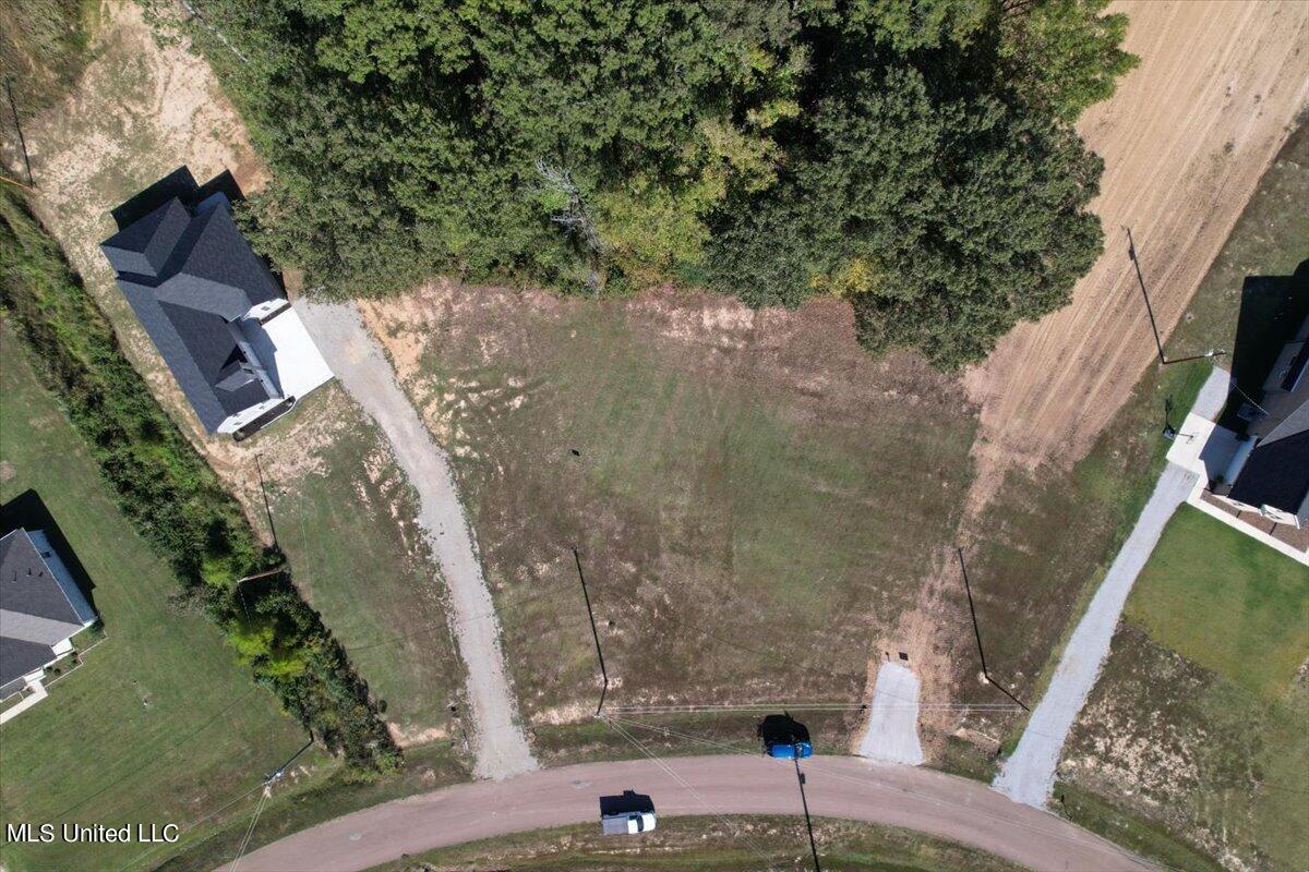 344 Dry Field Road Byhalia, MS 38611 - Photo 36 of 40 36-DJI_0102