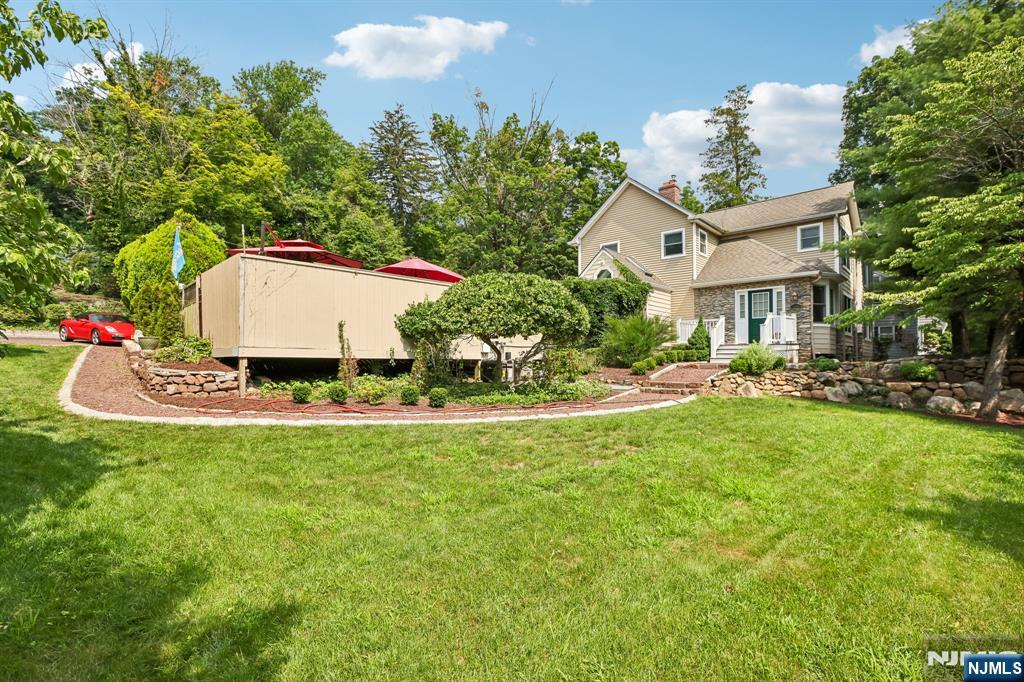 757 Kinderkamack Road Oradell, NJ 07649 - Photo 4 of 50