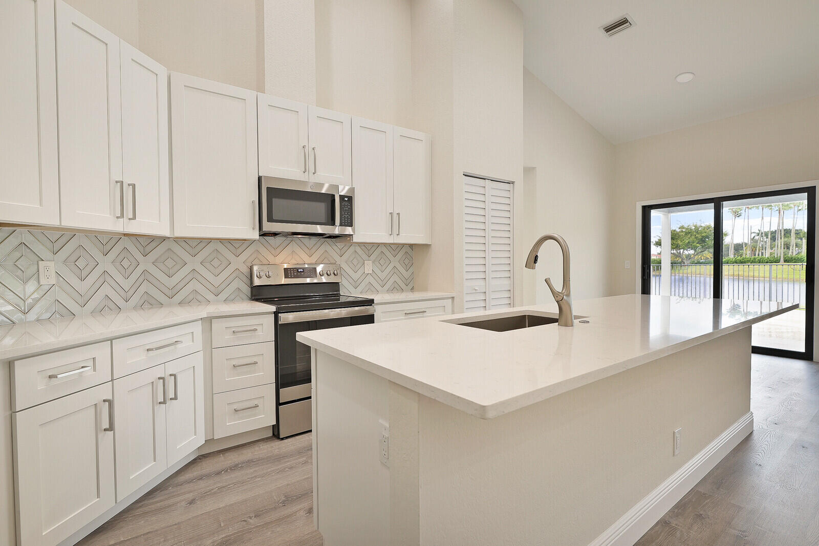 22118 Appleton Drive Boca Raton, FL 33428 - Photo 15 of 47 Kitchen