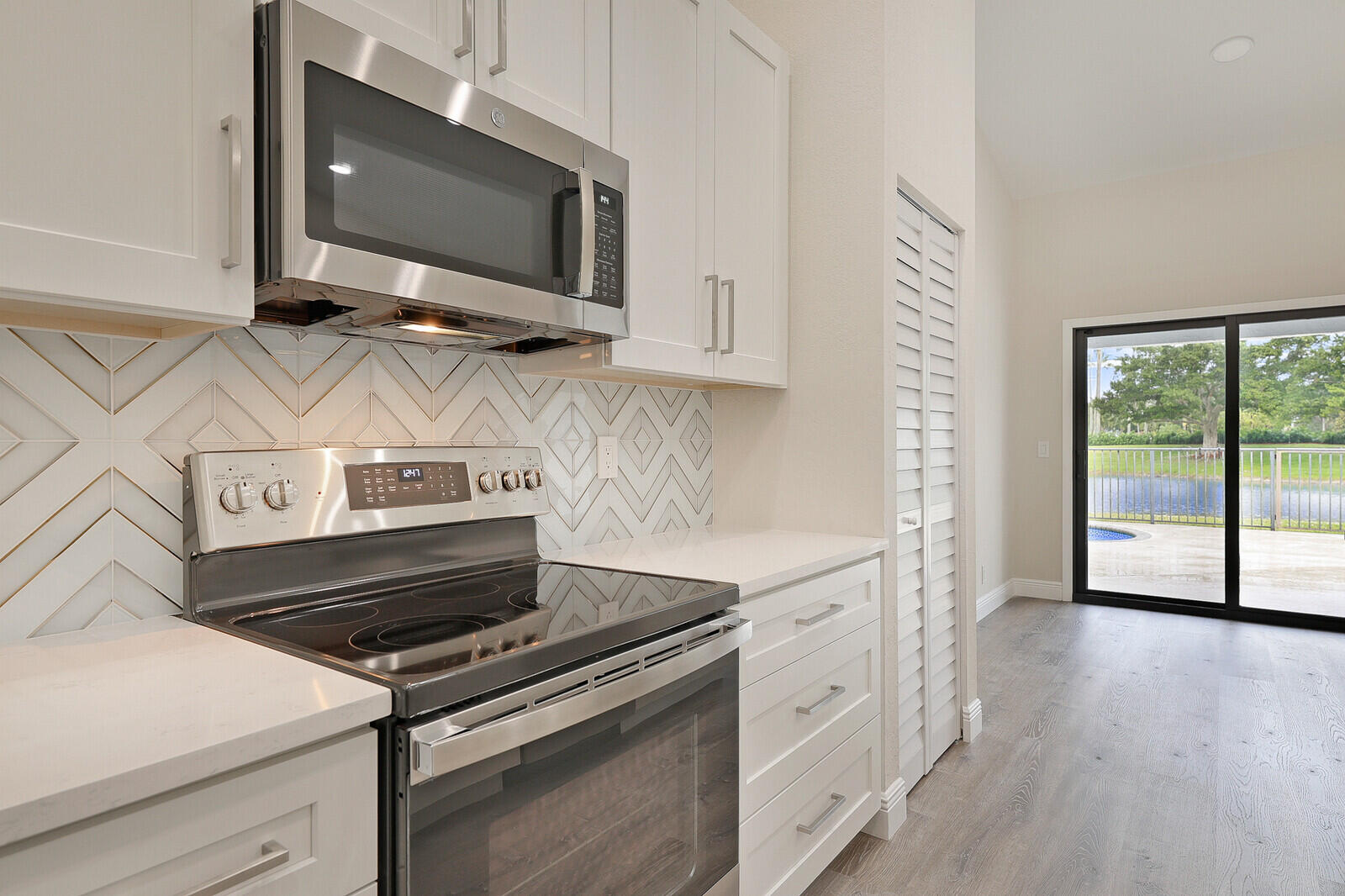 22118 Appleton Drive Boca Raton, FL 33428 - Photo 19 of 47 Kitchen