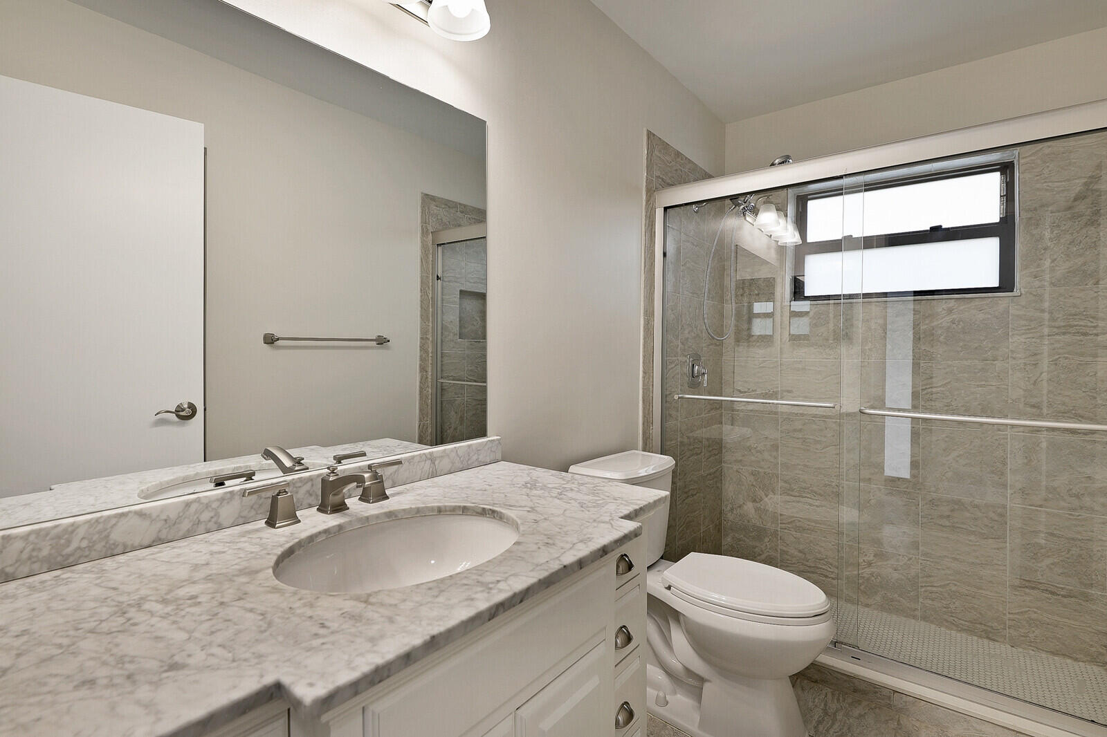 22118 Appleton Drive Boca Raton, FL 33428 - Photo 27 of 47 2nd Bathroom
