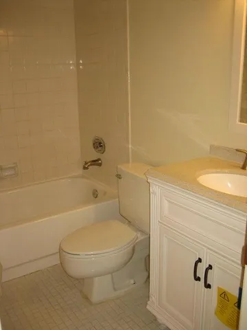 $2,400 | 3216 Spanish Wells Drive, Unit 26D, Delray Beach, FL 33445