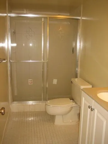 $2,400 | 3216 Spanish Wells Drive, Unit 26D, Delray Beach, FL 33445