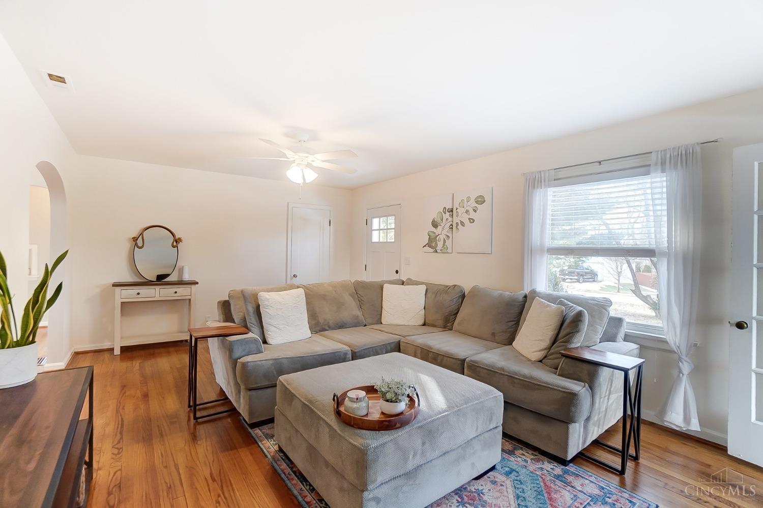 7174 Dunn Road Cincinnati, OH 45230 - Photo 8 of 58 Gallery Image 8