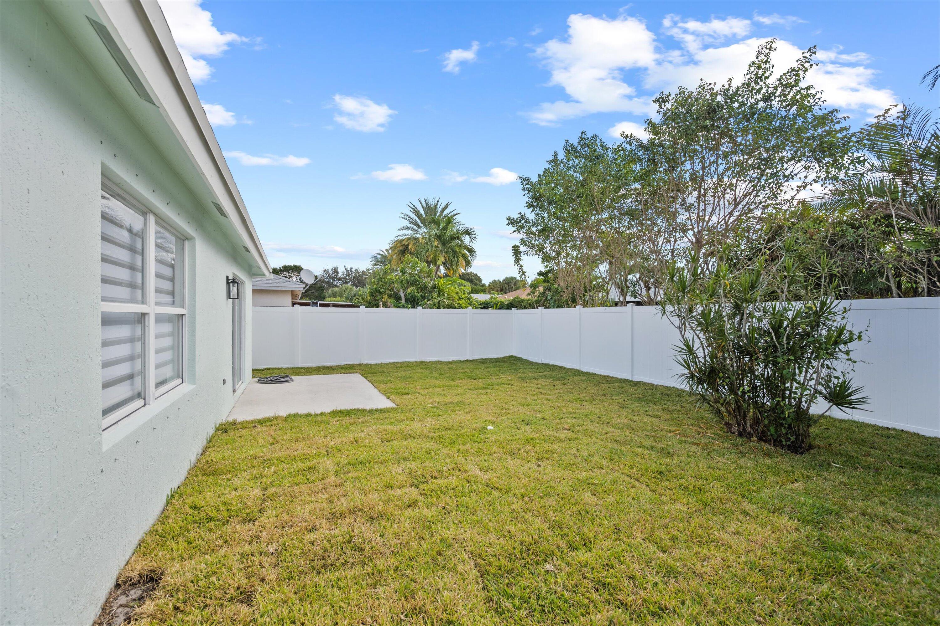 151 Crystal Key Way Boynton Beach, FL 33426 - Photo 24 of 26 19-DSC_6722