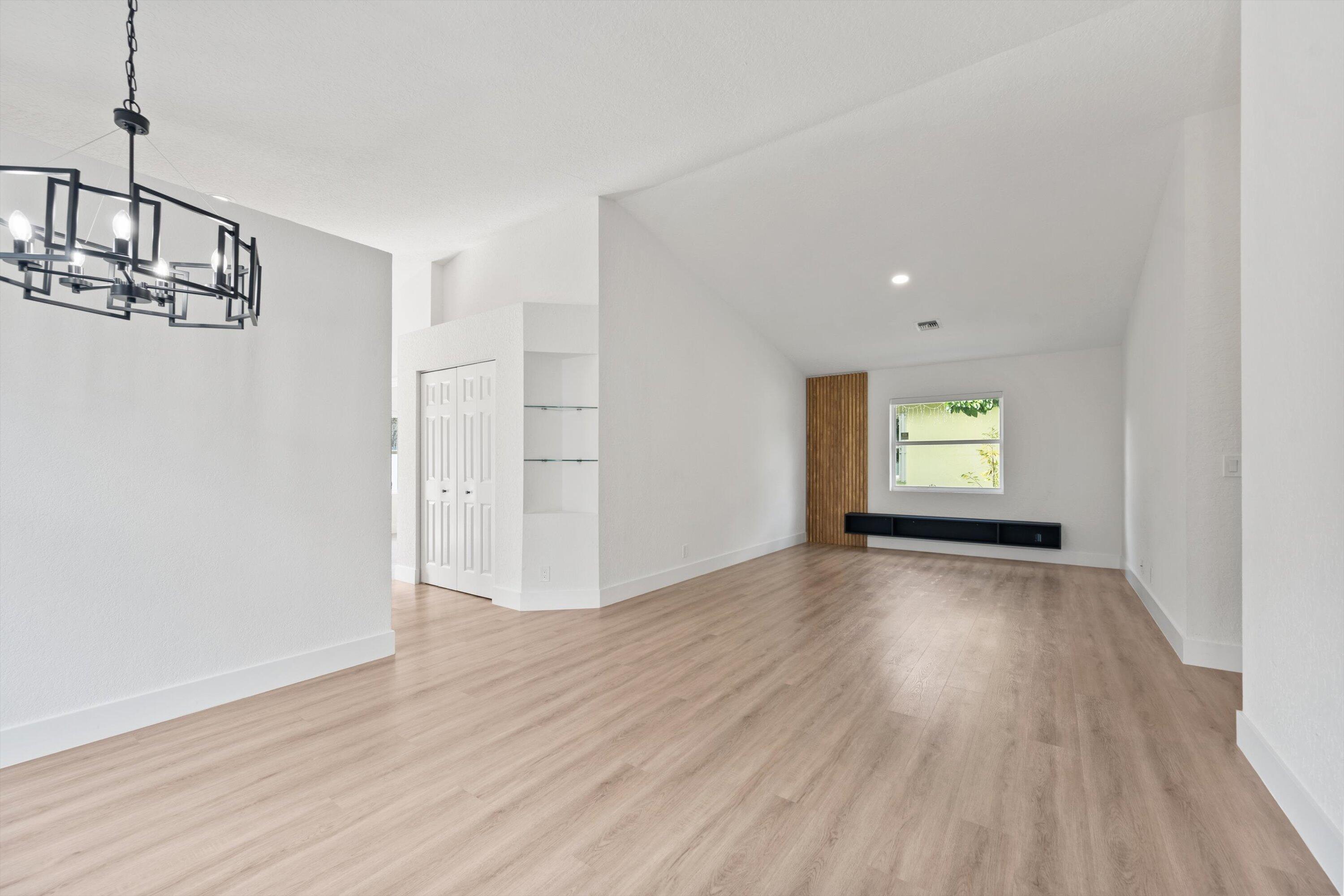 151 Crystal Key Way Boynton Beach, FL 33426 - Photo 5 of 26 06-DSC_6629