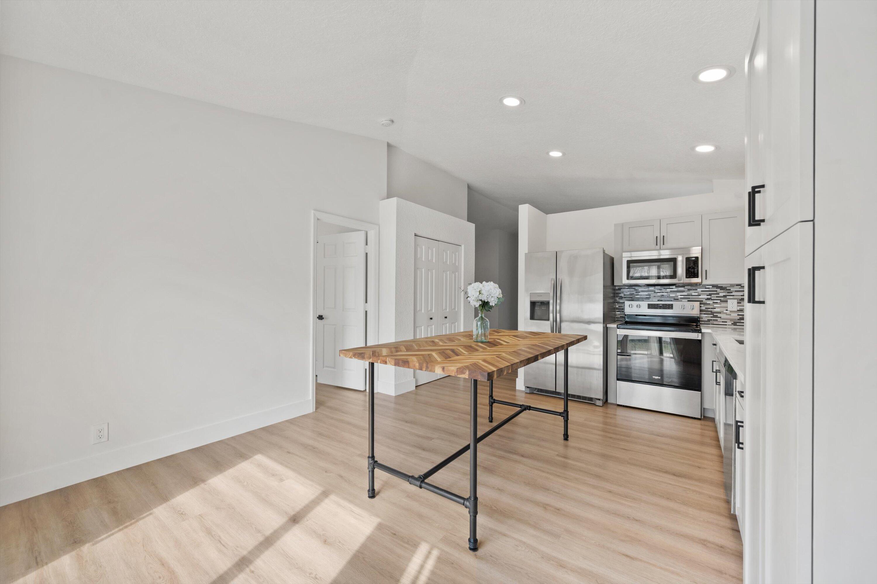 151 Crystal Key Way Boynton Beach, FL 33426 - Photo 9 of 26 09-DSC_6674