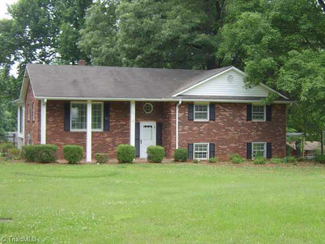 750 Lacock Avenue Rural Hall, NC 27045 - Photo 1 of 6 Exterior Front.