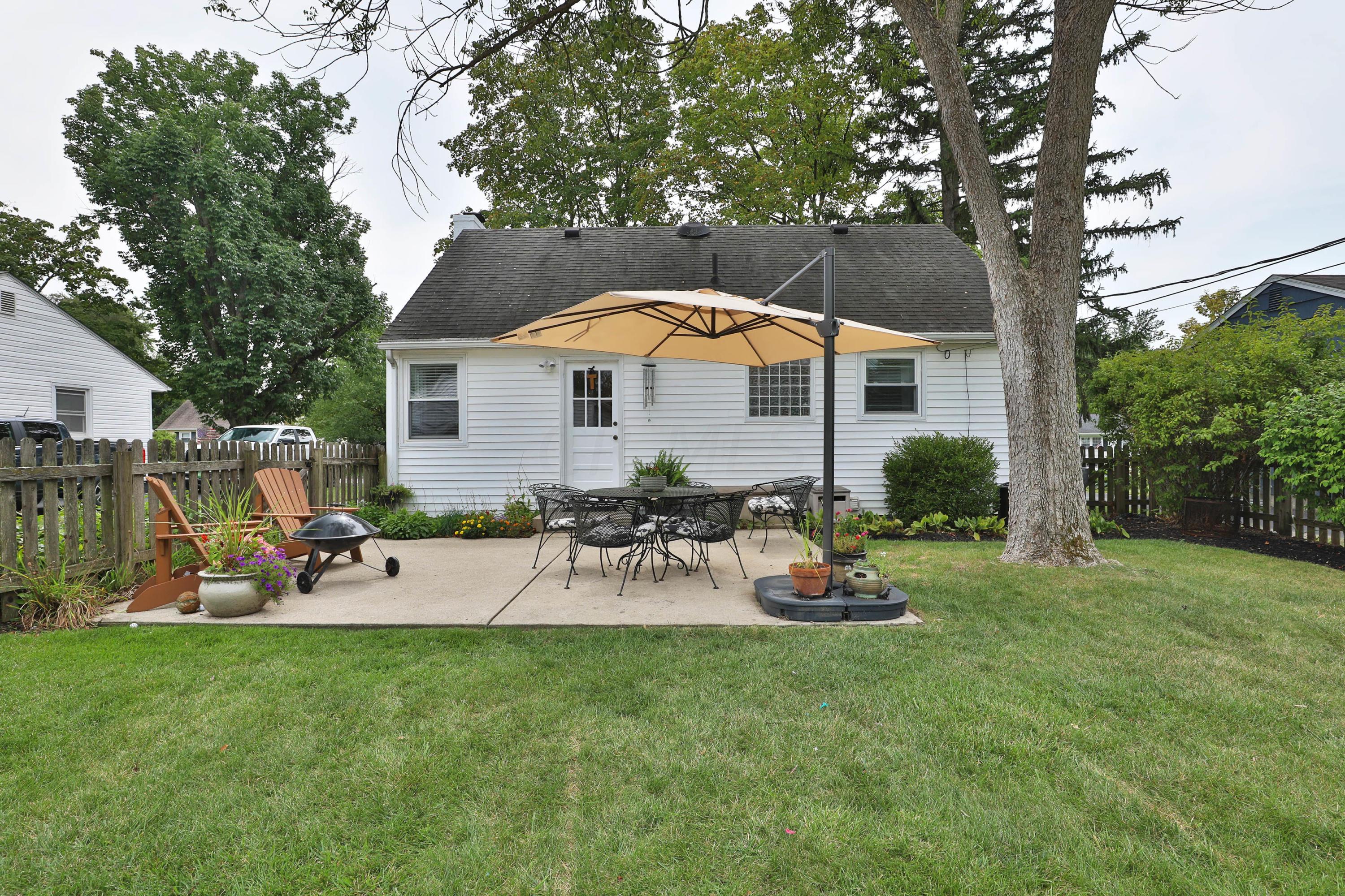 2242 Bristol Road Columbus, OH 43221 - Photo 29 of 33