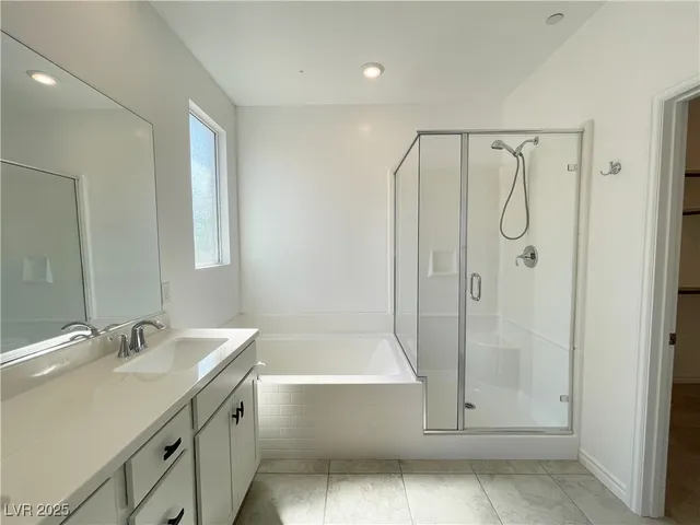 $2,300 | 3762 Neblina Drive, Henderson, NV 89052