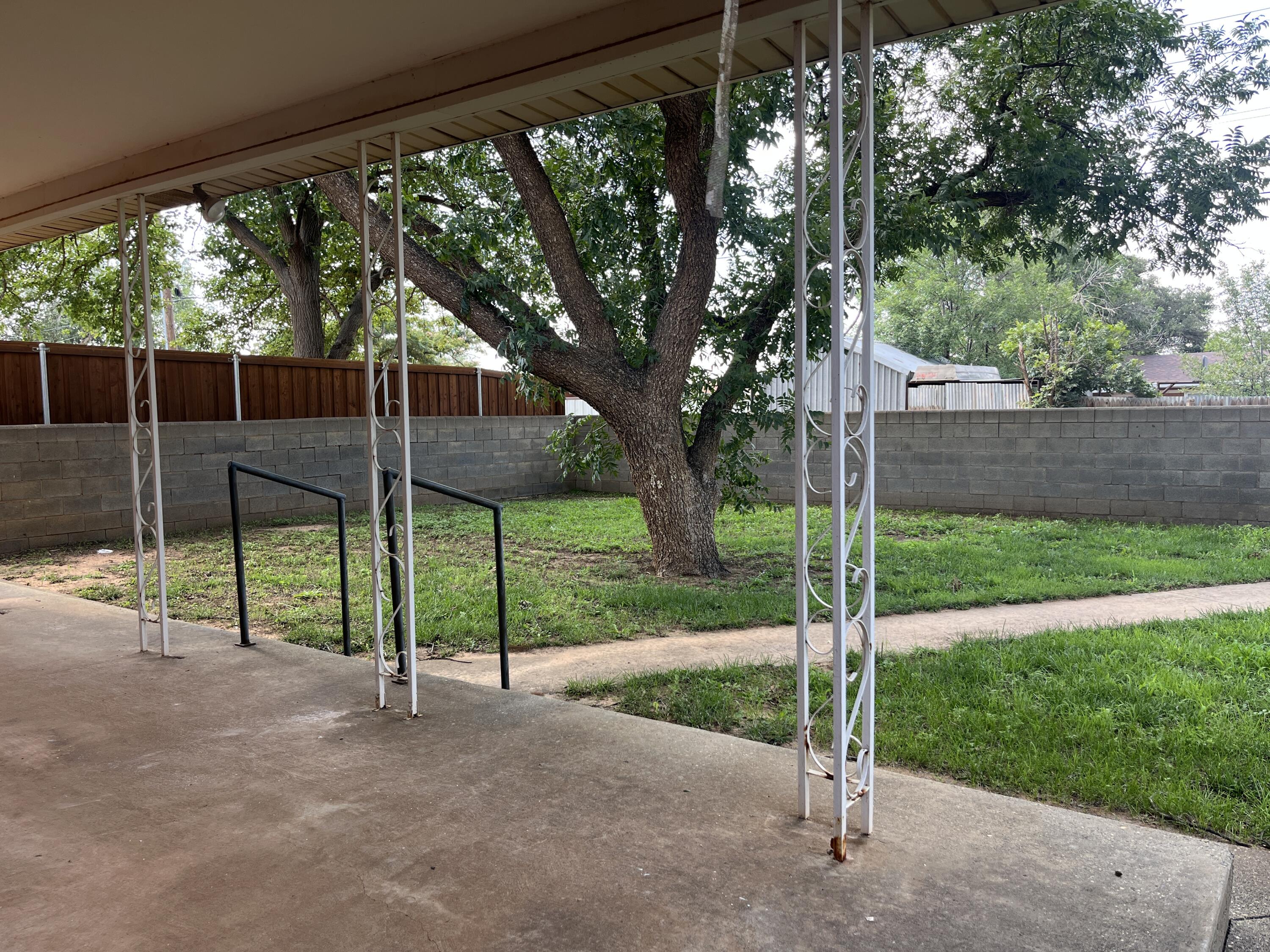 404 North 21st Street Lamesa, TX 79331 - Photo 29 of 30 IMG_4585