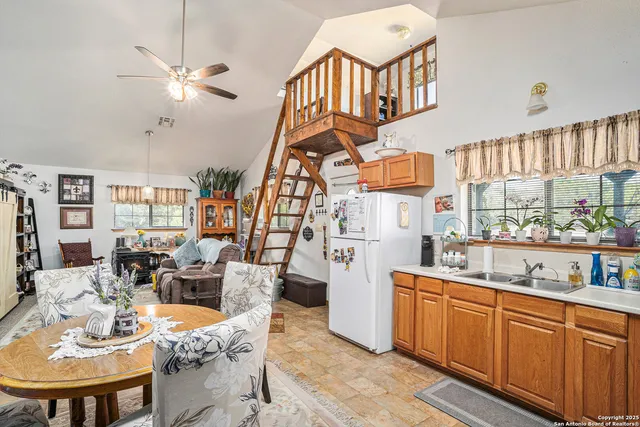 $1,190,000 | 50710 Interstate 10, Comfort, TX 78013