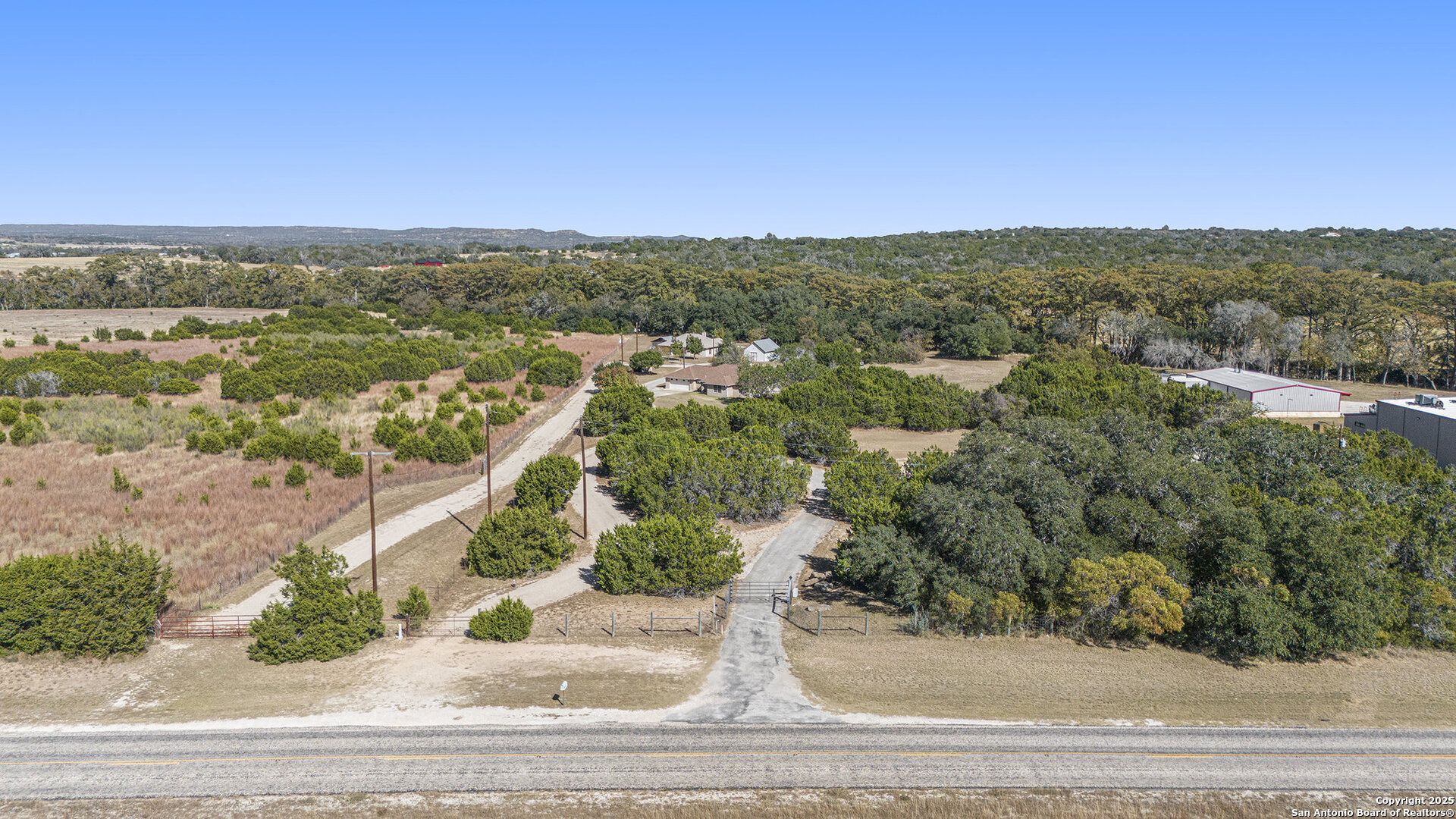 50710 Interstate 10 Comfort, TX 78013 - Photo 32 of 34
