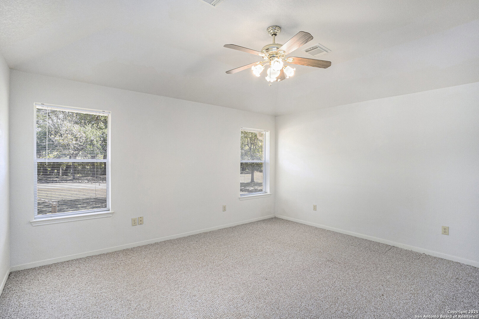50710 Interstate 10 Comfort, TX 78013 - Photo 8 of 34