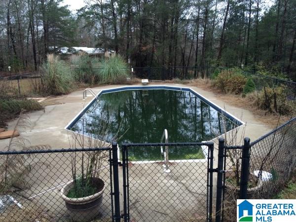 528 Cross Walk Bessemer, AL 35023 - Photo 5 of 37