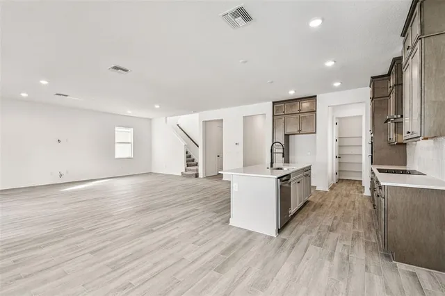 $1,129,900 | 3111 West Nassau Street, Tampa, FL 33607