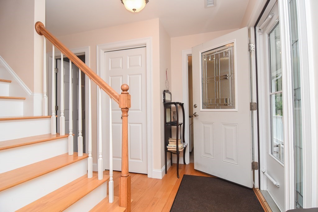 20 Pines Road Billerica, MA 01821 - Photo 9 of 41 Gallery Image 9