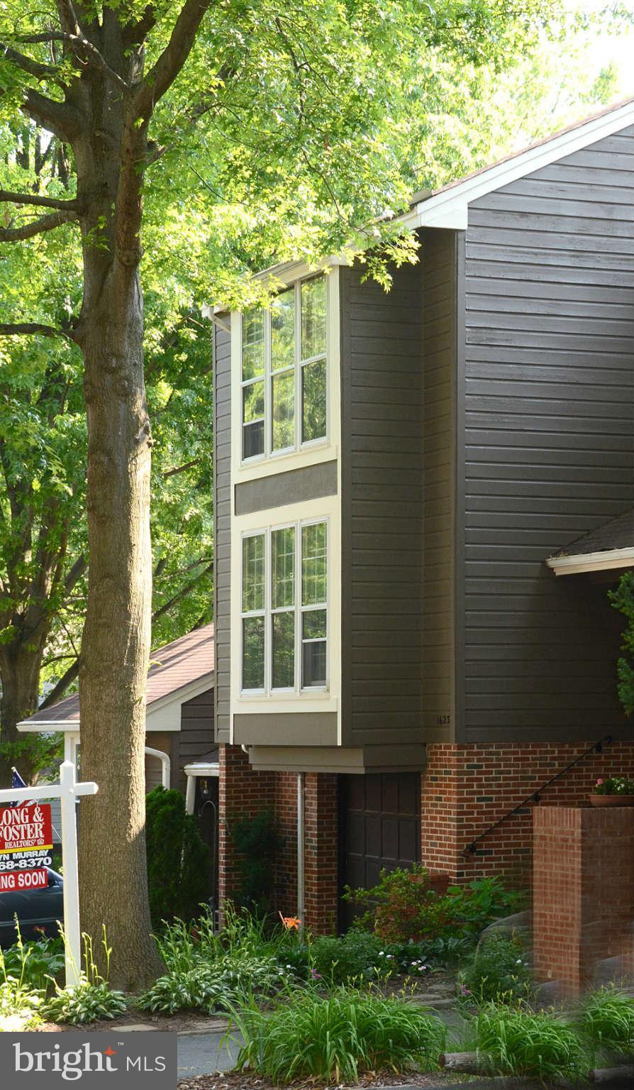 1625 Apricot Court Reston, VA 20190 - Photo 2 of 30 Exterior General