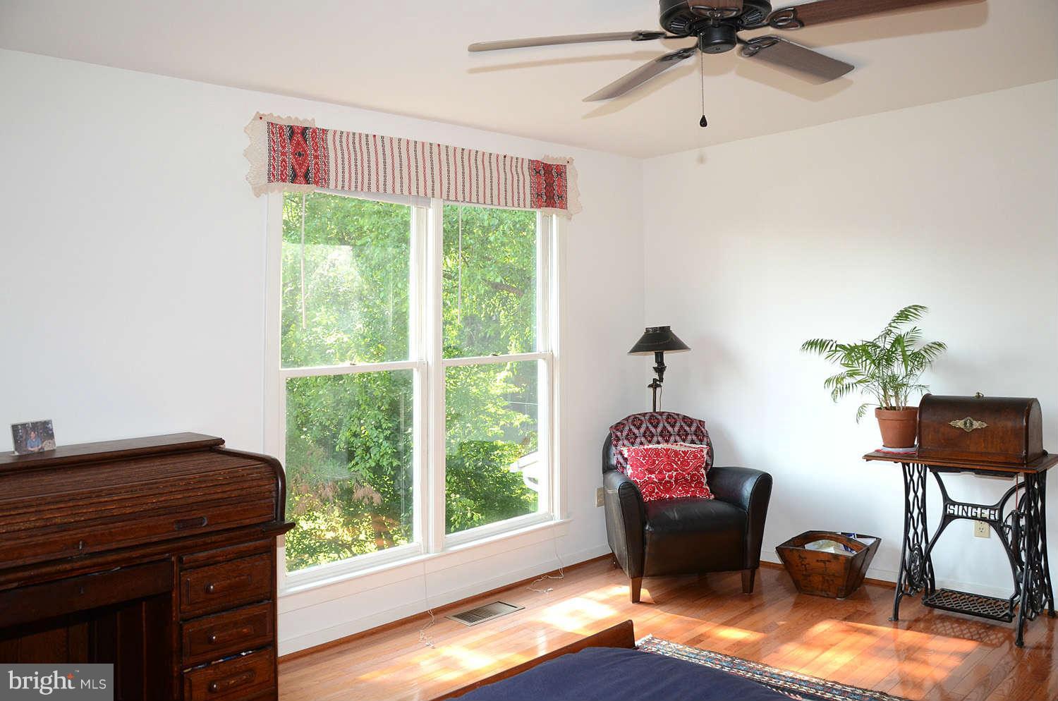 1625 Apricot Court Reston, VA 20190 - Photo 16 of 30 Bedroom Master