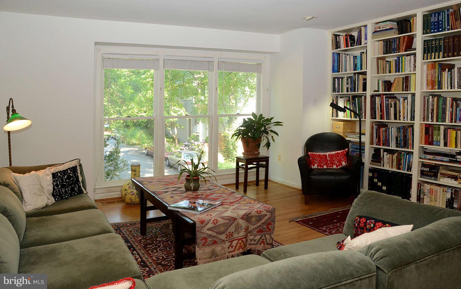 1625 Apricot Court Reston, VA 20190 - Photo 4 of 30 Floor to ceiling windows Built in bookcase