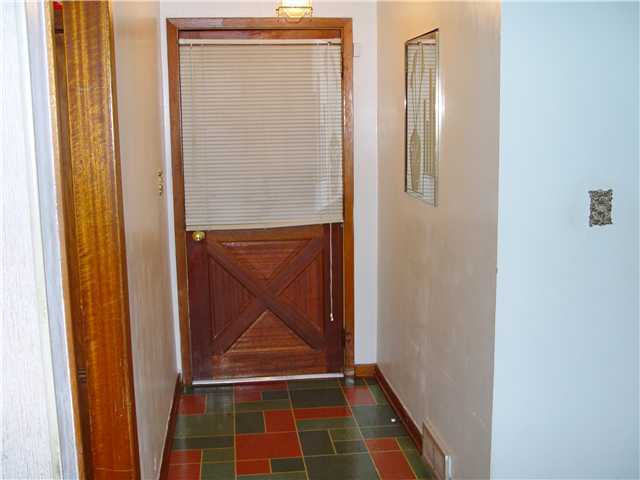 2506 East Howard Road Columbus, OH 43207 - Photo 12 of 19