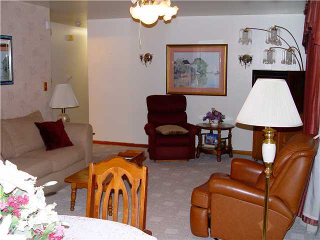 2506 East Howard Road Columbus, OH 43207 - Photo 6 of 19