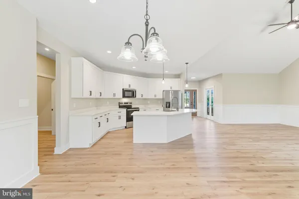 $869,999 | Jingle Bells Court, Shepherdstown, WV 25443