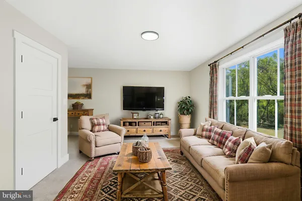 $869,999 | Jingle Bells Court, Shepherdstown, WV 25443