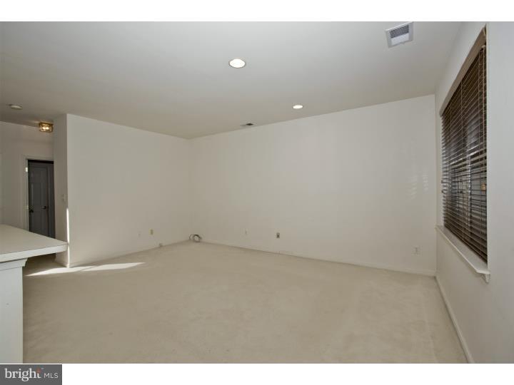 26 Coburn Road Pennington, NJ 08534 - Photo 7 of 15 Family Room