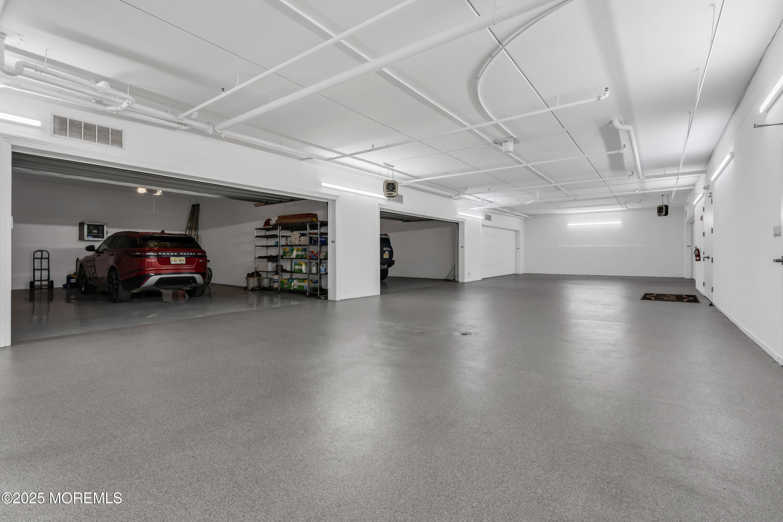 1041 Oval Road Manasquan, NJ 08736 - Photo 3 of 30 a view of a livingroom with furniture
