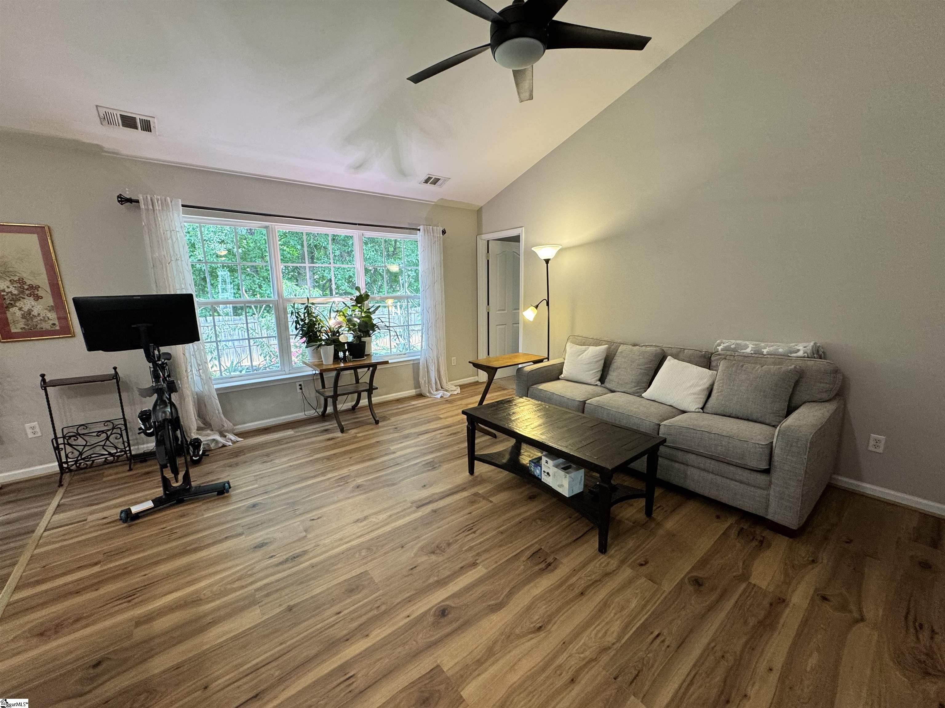 12 Knoll Ridge Drive Greer, SC 29650 - Photo 6 of 36