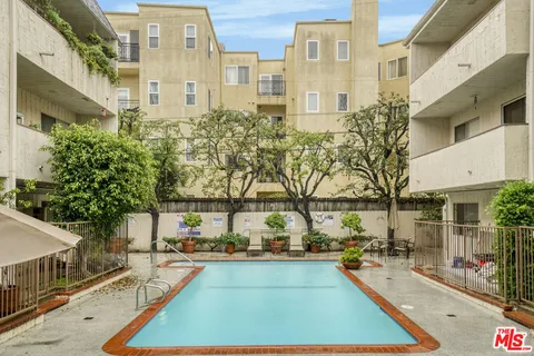 $825,000 | 1831 Prosser Avenue, Unit 304, Los Angeles, CA 90025