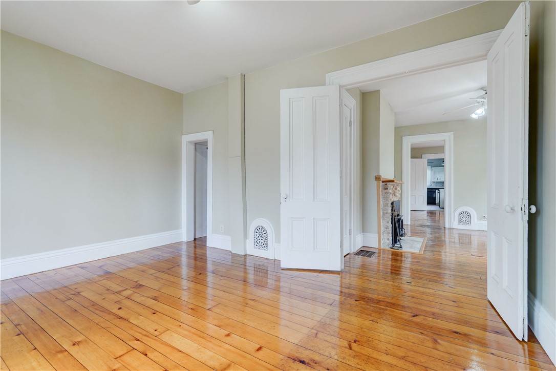 42 Hickory Street Rochester, NY 14620 - Photo 12 of 41