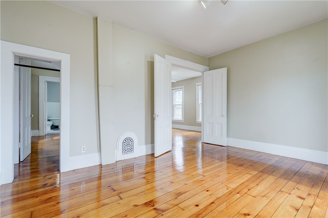 42 Hickory Street Rochester, NY 14620 - Photo 13 of 41