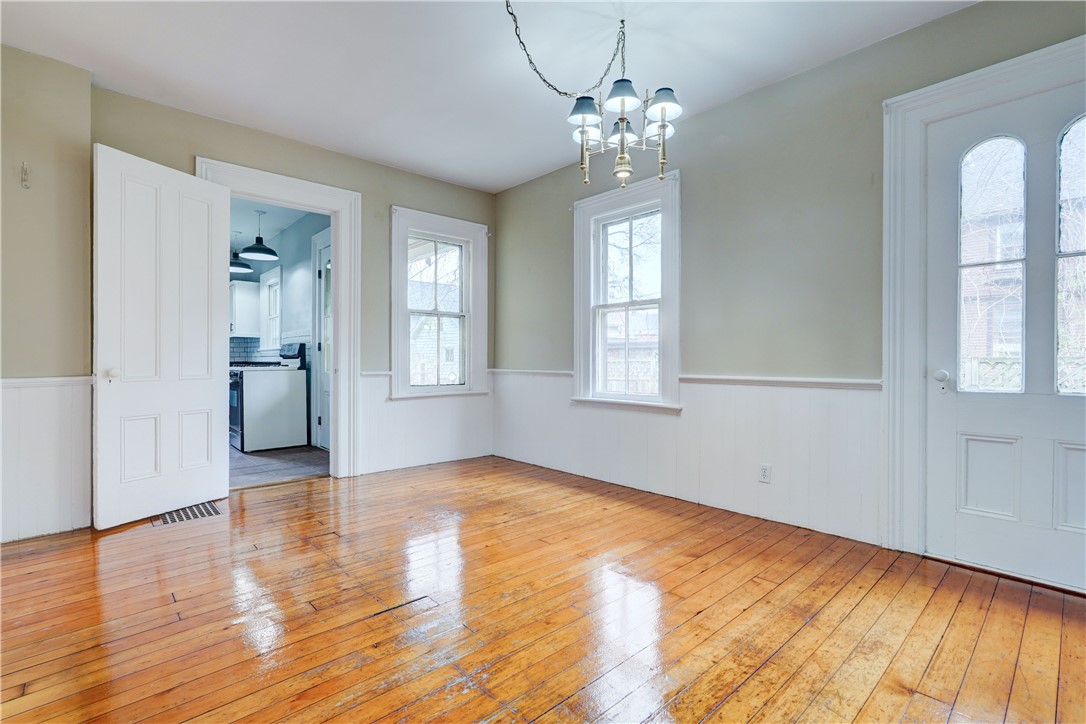 42 Hickory Street Rochester, NY 14620 - Photo 17 of 41