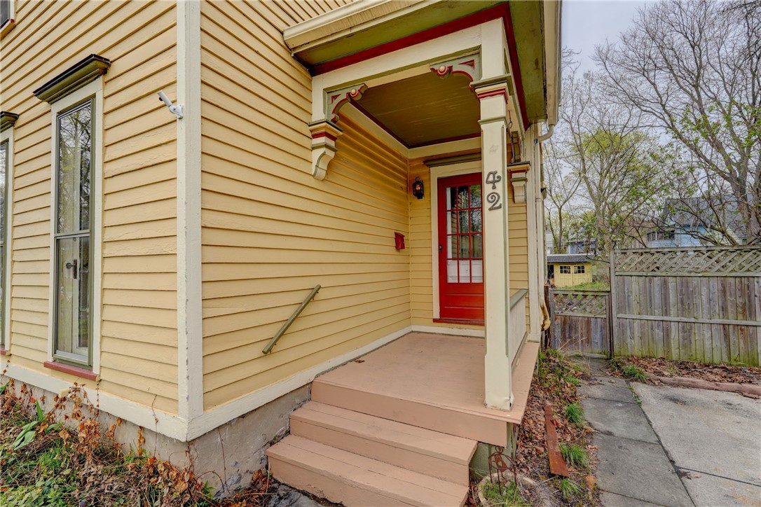 42 Hickory Street Rochester, NY 14620 - Photo 2 of 41