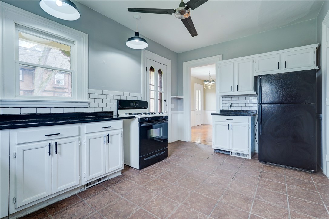 42 Hickory Street Rochester, NY 14620 - Photo 25 of 41