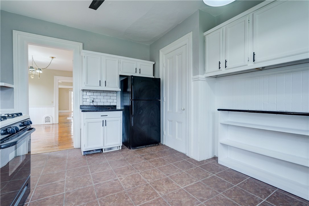 42 Hickory Street Rochester, NY 14620 - Photo 26 of 41