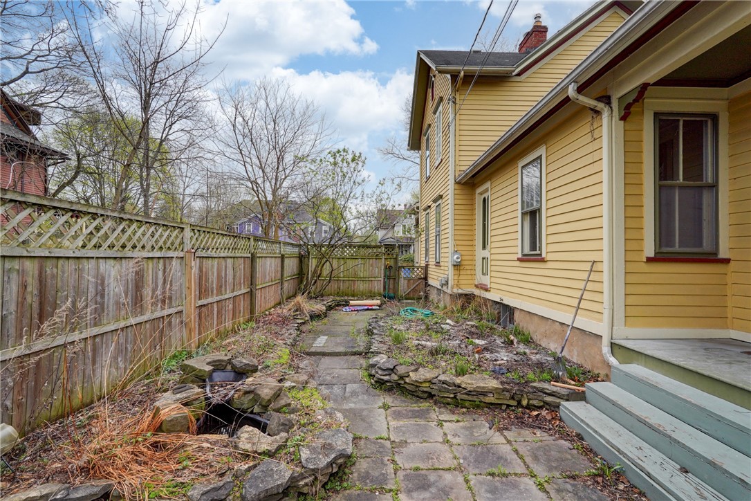 42 Hickory Street Rochester, NY 14620 - Photo 39 of 41