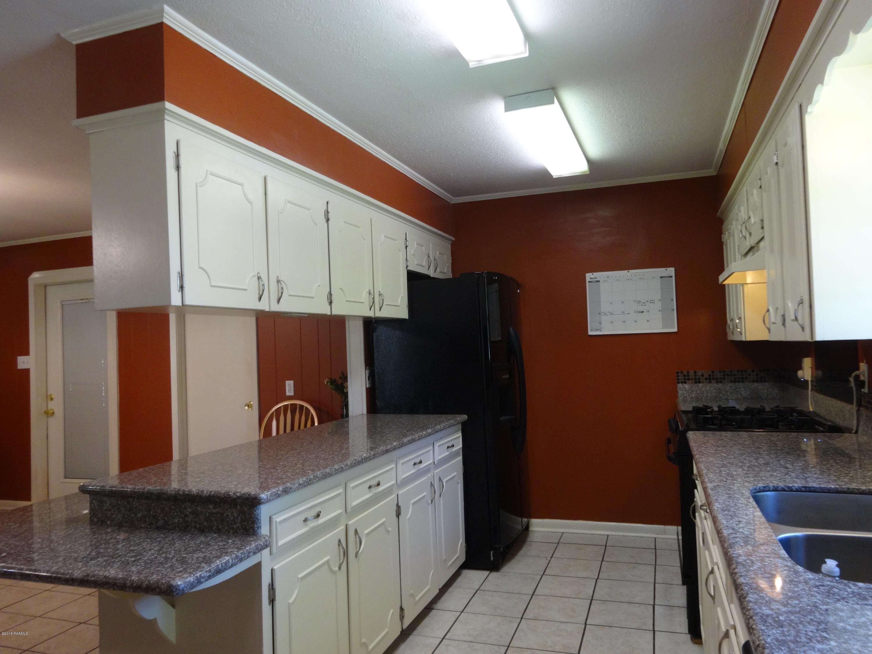 177 Atlas Road Youngsville, LA 70592 - Photo 8 of 33 Kitchen with Granite countertops