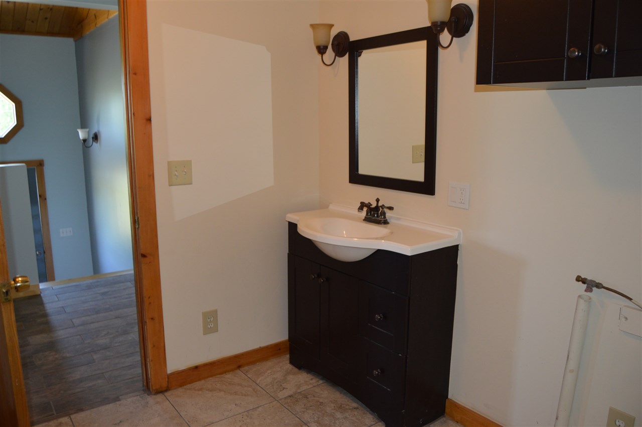 185 Cliffs Hill Road Groton, VT 05046 - Photo 12 of 23