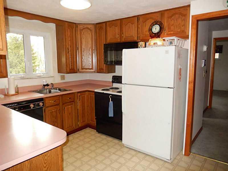 115 Grove Hill Road Economy, PA 15005 - Photo 8 of 25 Kitchen.