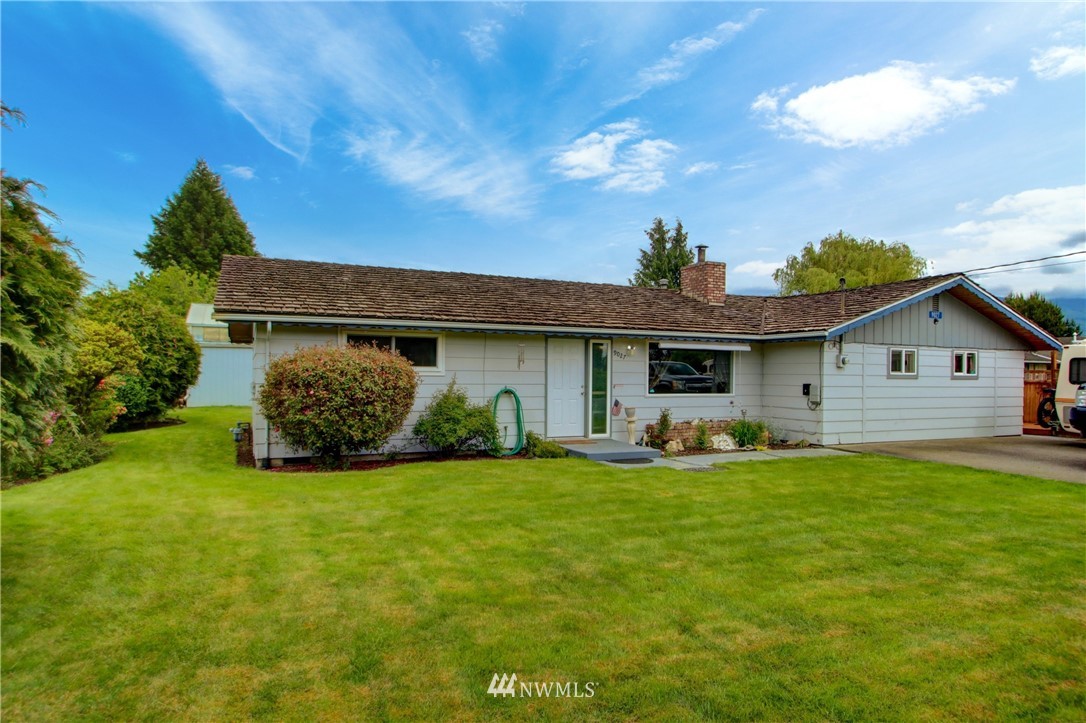 9027 Fruitdale Road Sedro-Woolley, WA 98284 - Photo 1 of 36 Gallery Image 1