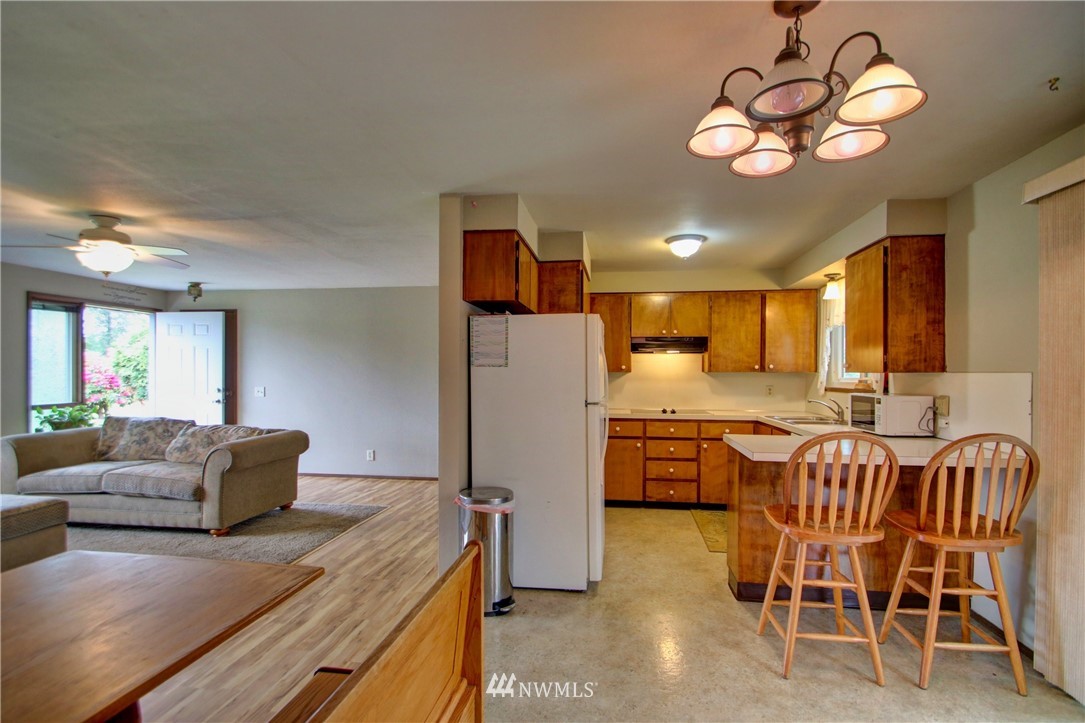 9027 Fruitdale Road Sedro-Woolley, WA 98284 - Photo 11 of 36 Gallery Image 11
