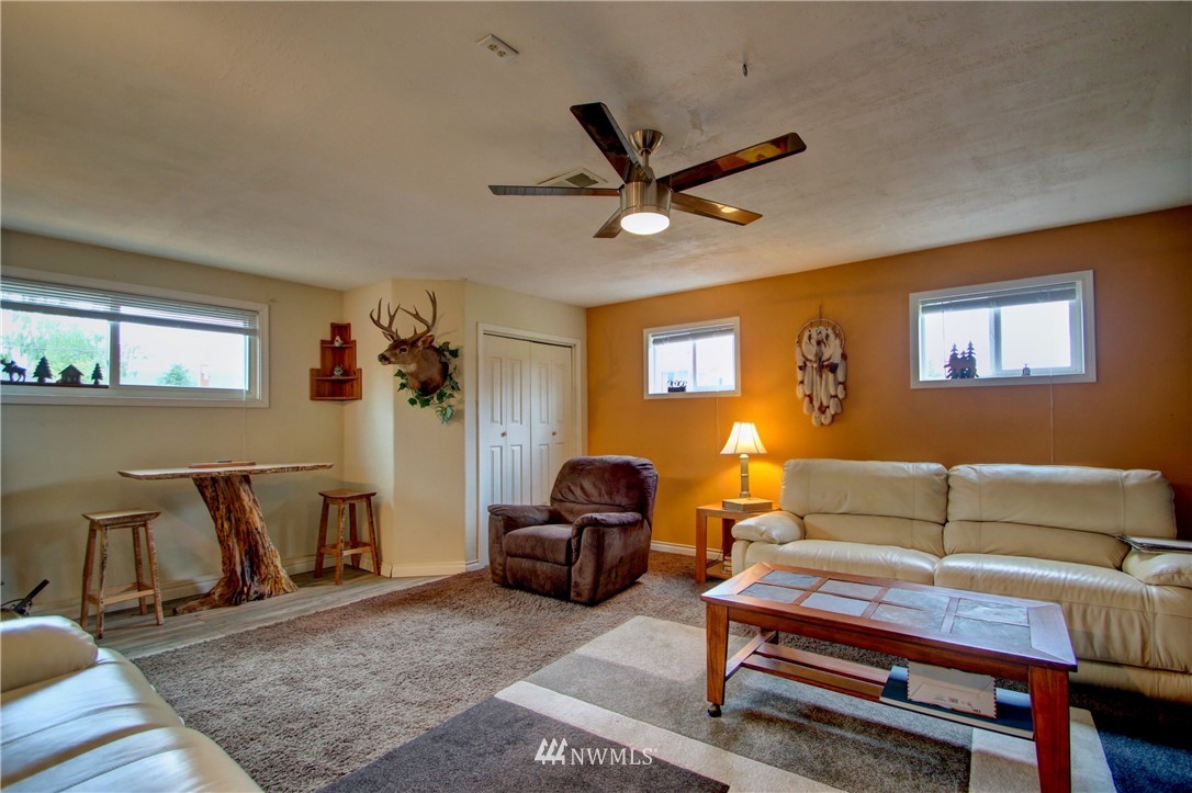 9027 Fruitdale Road Sedro-Woolley, WA 98284 - Photo 19 of 36 Gallery Image 19