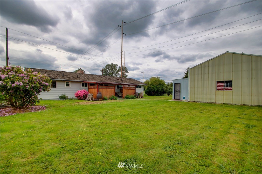 9027 Fruitdale Road Sedro-Woolley, WA 98284 - Photo 3 of 36 Gallery Image 3