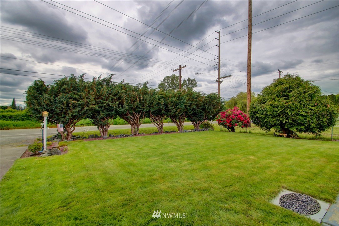 9027 Fruitdale Road Sedro-Woolley, WA 98284 - Photo 25 of 36 Gallery Image 25