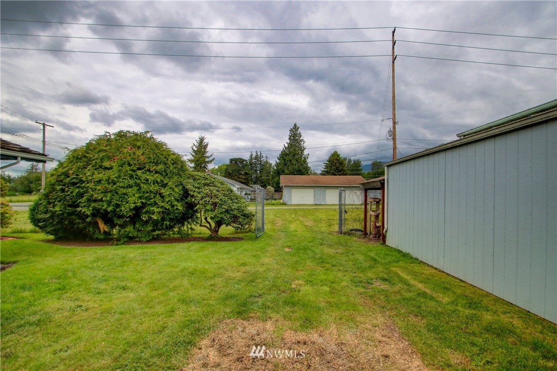9027 Fruitdale Road Sedro-Woolley, WA 98284 - Photo 32 of 36 Gallery Image 32